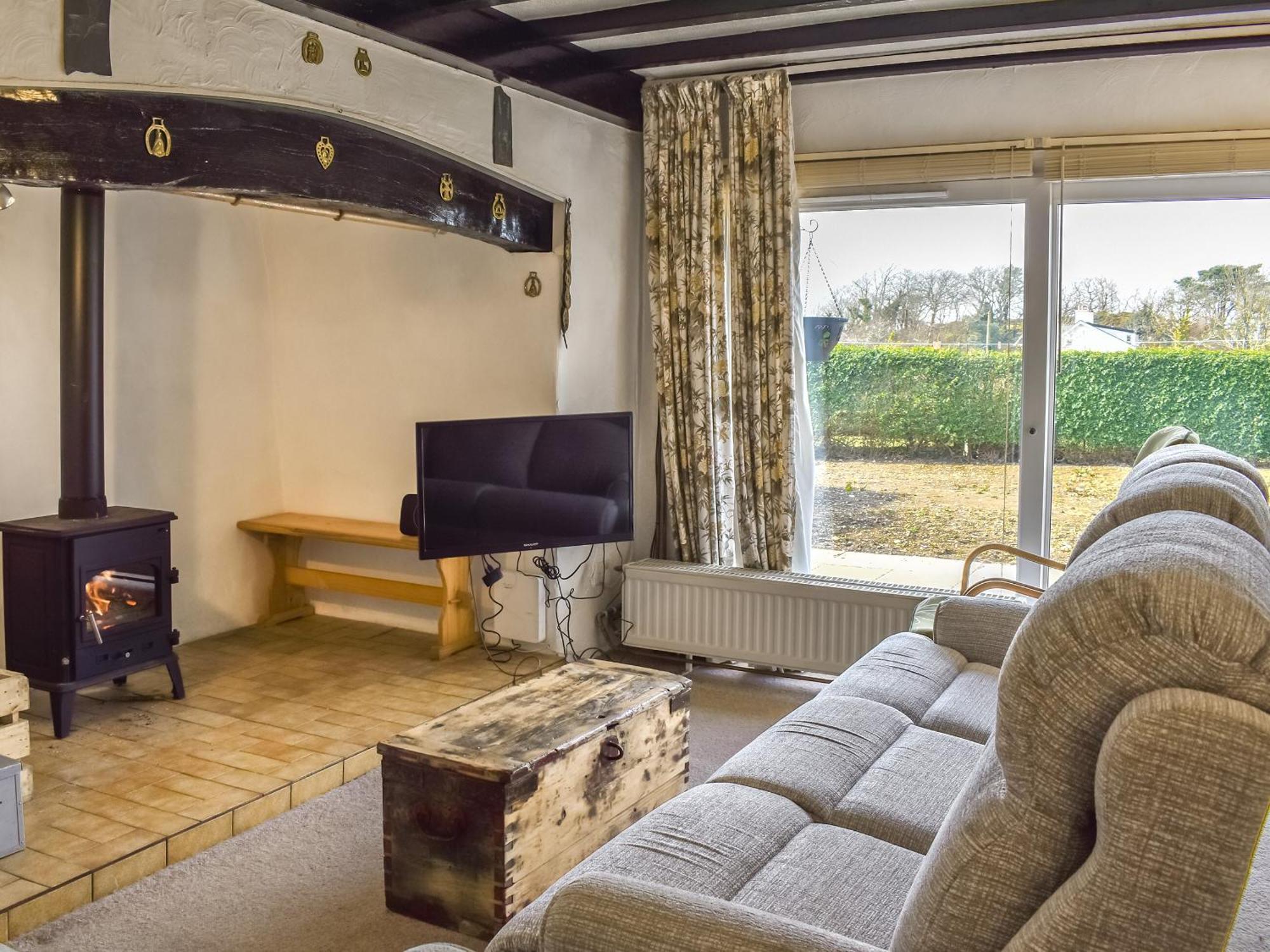 Tyn Y Maen Villa Llanddeiniolen ภายนอก รูปภาพ