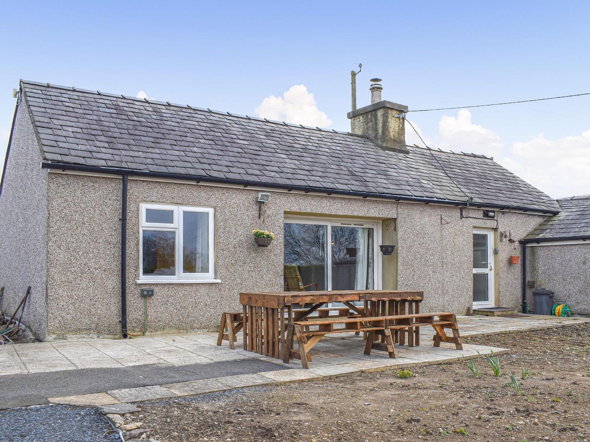 Tyn Y Maen Villa Llanddeiniolen ภายนอก รูปภาพ